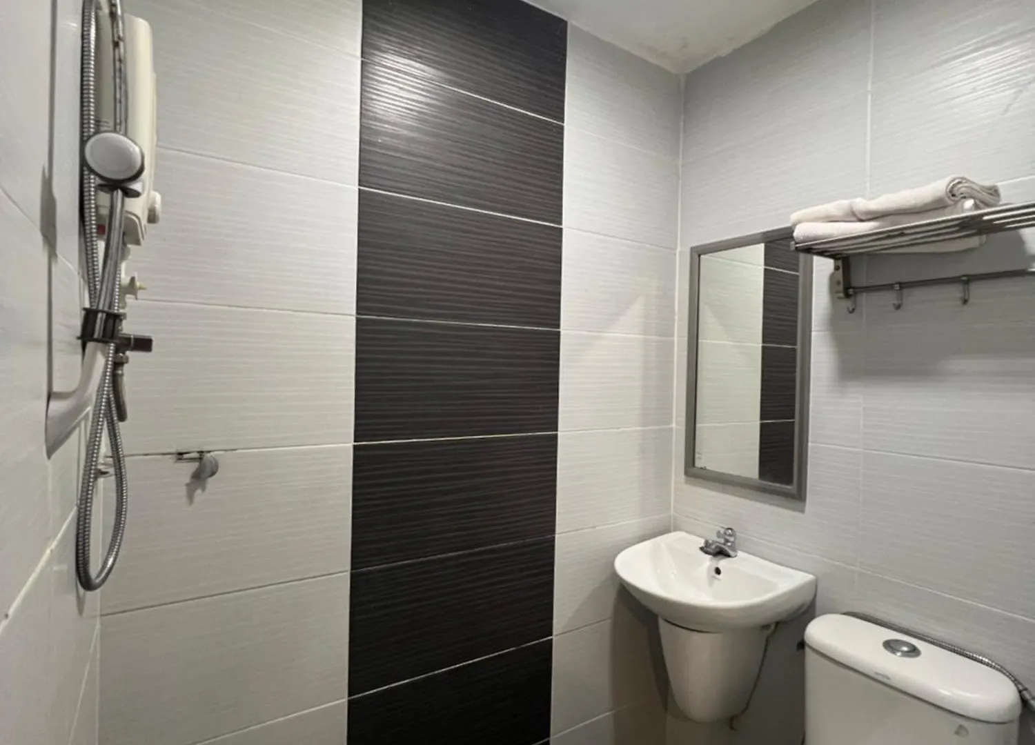 Havona Hotel - Permas Jaya - Self Check-In Johor Bahru