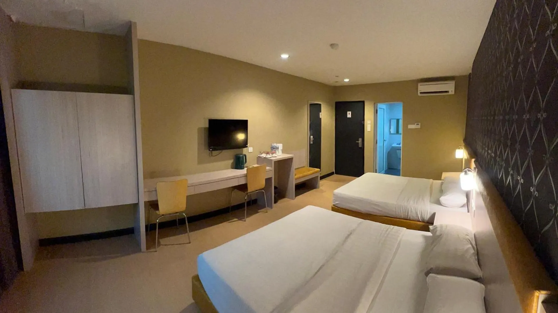 Havona Hotel - Permas Jaya - Self Check-In Johor Bahru